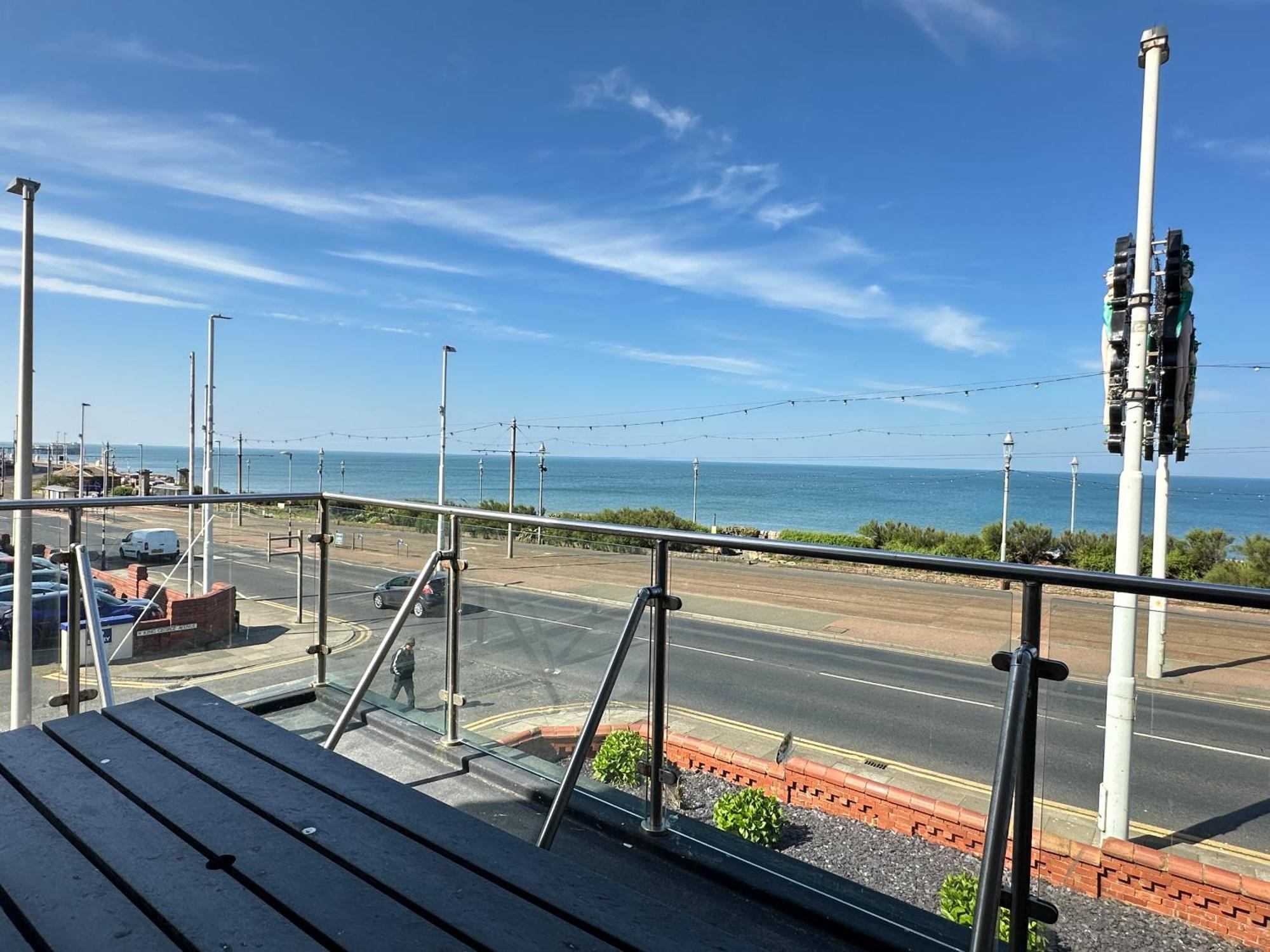 Granada Apartments Berkeley Blackpool Exteriör bild